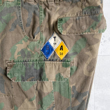 画像をギャラリービューアに読み込む, MAN PATCHWORK SHORT CARGO PANTS  (B)- CAMOUFLAGE -