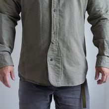 画像をギャラリービューアに読み込む, NIGEL CABOURN BRITISH OFFICERS SHIRT ダークグリーン シャツ 大きいサイズ メンズ テングストア大阪