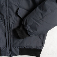 画像をギャラリービューアに読み込む, +phenix FLIGHT DOWN JACKET -BLACK-