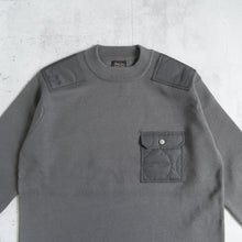 画像をギャラリービューアに読み込む, NON DOWN MILITARY CREW KNIT - CHARCOAL -