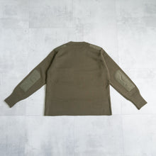 画像をギャラリービューアに読み込む, NON DOWN MILITARY CREW KNIT - D.OLIVE -