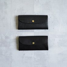 画像をギャラリービューアに読み込む, EMBOSSING ONE LEATHER WALLET - BLACK -