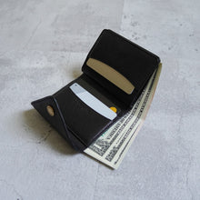 Load image into Gallery viewer, TRIANGLE MINI WALLET - BLACK -