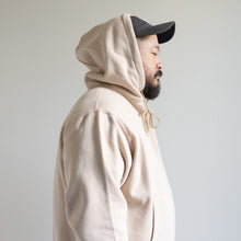 画像をギャラリービューアに読み込む, MAC MURRAY HOODIE - BEIGE -