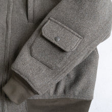 画像をギャラリービューアに読み込む, MELTON MA-1 JACKET  - BROWN -