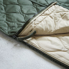 画像をギャラリービューアに読み込む, MILITARY V NECK BUTTON DOWN VEST - OLIVE -