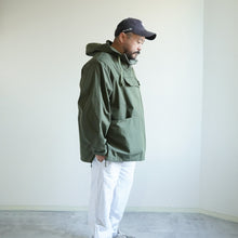 画像をギャラリービューアに読み込む, C/N RIPSTOP SMOCK - KHAKI -