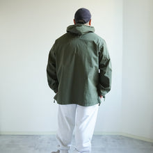 画像をギャラリービューアに読み込む, C/N RIPSTOP SMOCK - KHAKI -