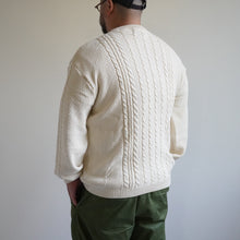 画像をギャラリービューアに読み込む, CABLE KNIT CREW - NATURAL -