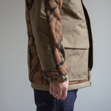 画像をギャラリービューアに読み込む, HORN TREE PRINT WOOL BOA JACKET - BROWN -