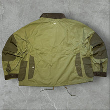 Load image into Gallery viewer, wfeld HIKE JACKET - OLIVE
