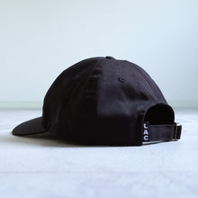 Load image into Gallery viewer, ARCH LOGO 6 PANEL CAP - BLACK -