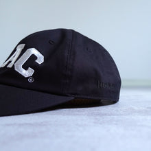 Load image into Gallery viewer, ARCH LOGO 6 PANEL CAP - BLACK -