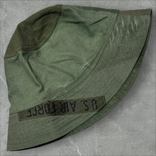 Load image into Gallery viewer, wfeld x nowartt PRINT-T HB - CHARCOAL
