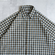Load image into Gallery viewer, Raglan Sleeve Shirts -Blue Check-
