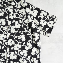 Load image into Gallery viewer, Printed Box Shirts Cotton -Flower-
