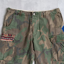 Load image into Gallery viewer, Man Patchwork Short Cargo Pants (a) --camouflage-
