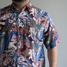 Load image into Gallery viewer, KHAKI JUNGLE PRINTED SAFARI SHIRTS TIGER　ブルー　半袖シャツ　ビッグサイズ　大きいサイズ　メンズファッション　テングストア大阪
