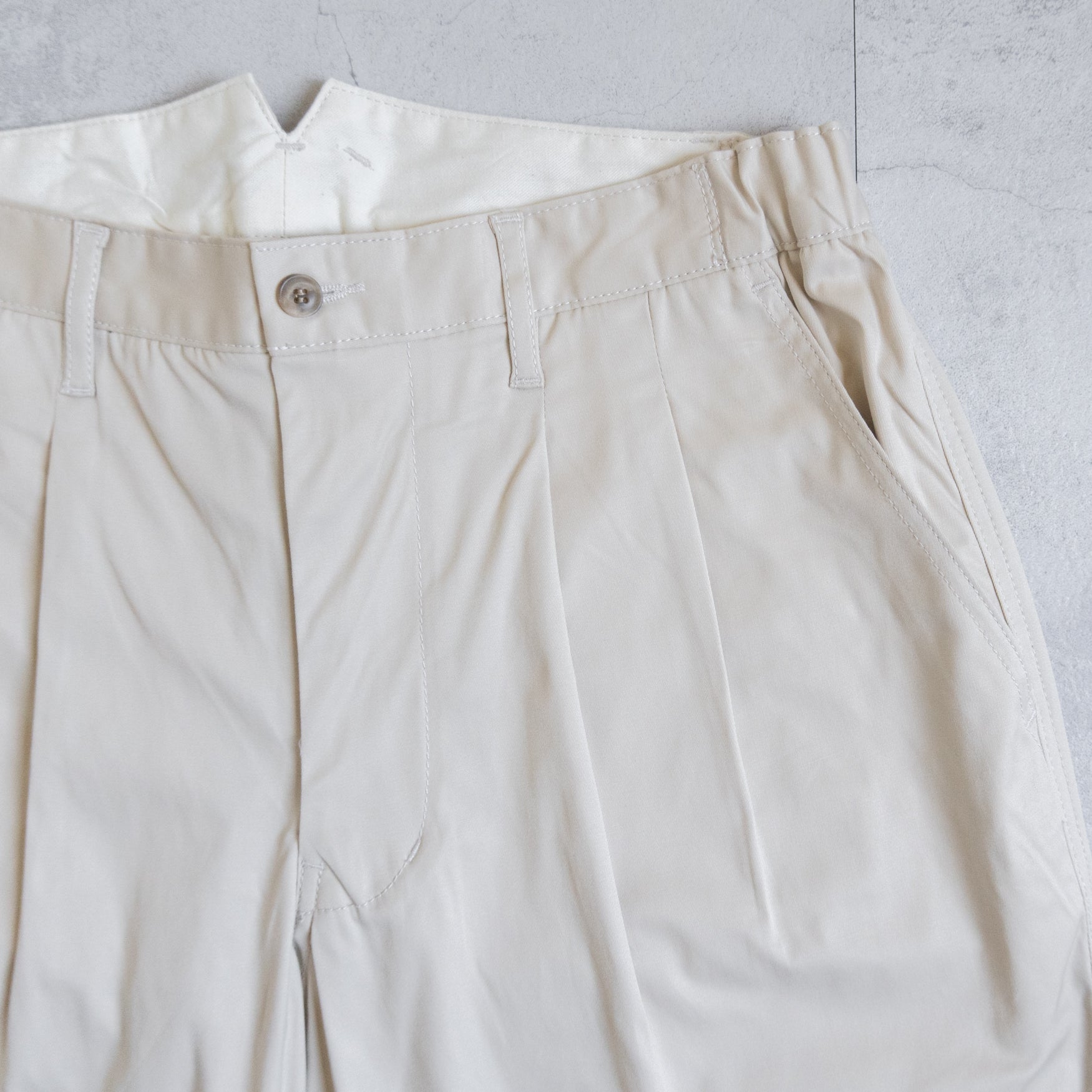 DOUBLE TACK CHINO - IVORY - – TENG STORE OSAKA
