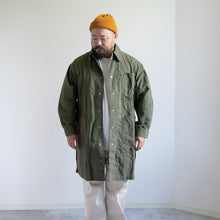 画像をギャラリービューアに読み込む, GARDENER NC WAX WORKERS COAT- KHAKI -
