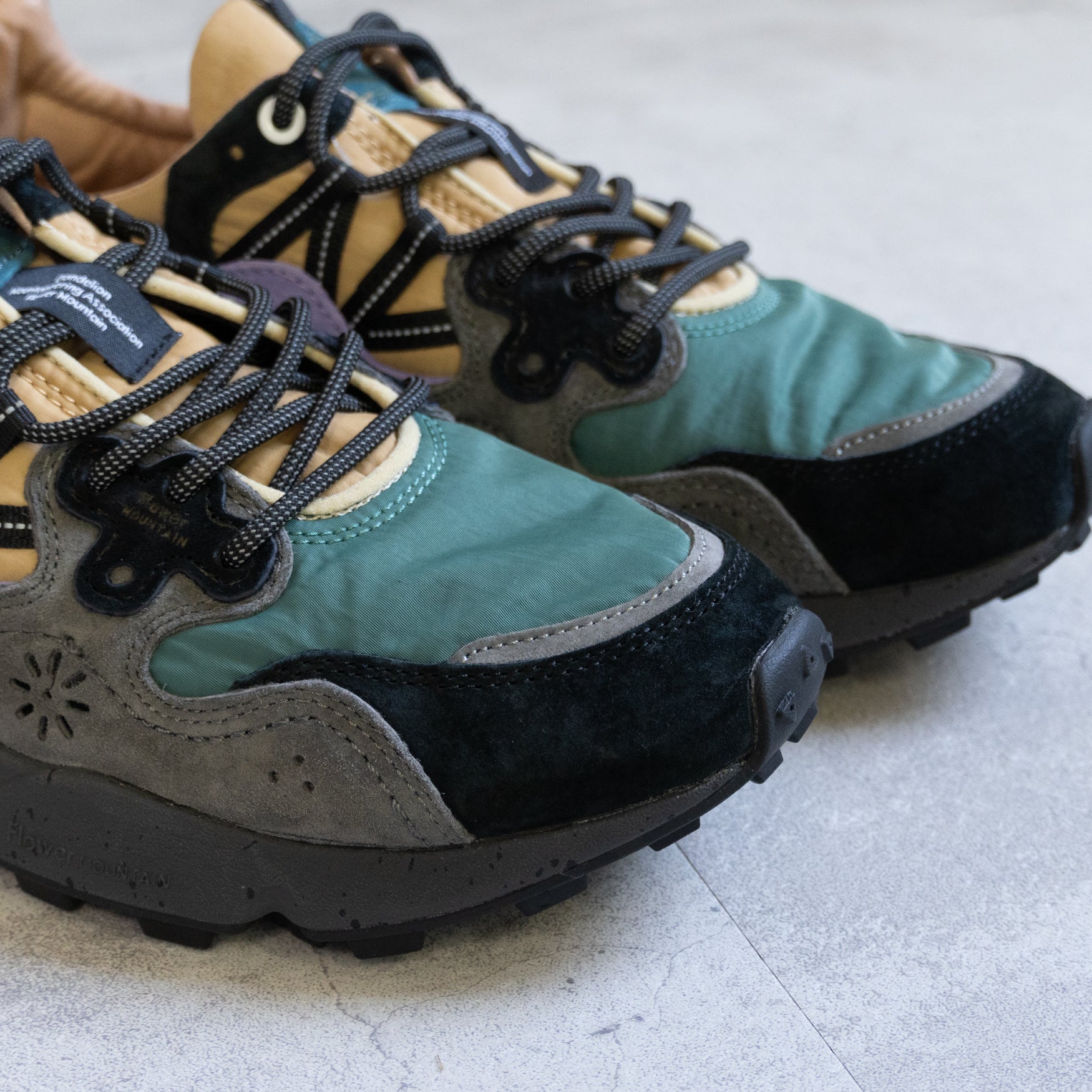 FLOWER MOUNTAIN YAMANO3 - TROPICAL WOOD - – TENG STORE OSAKA