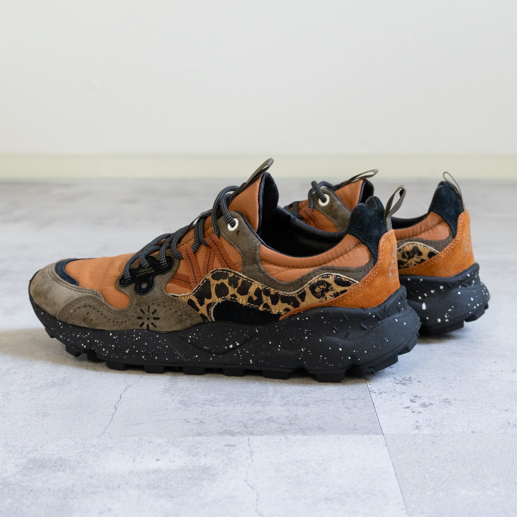 【お値下げ中】新品　flower mountain YAMANO3 24.5 Amazon | [flower mountain] フラワー マウンテン スニーカー