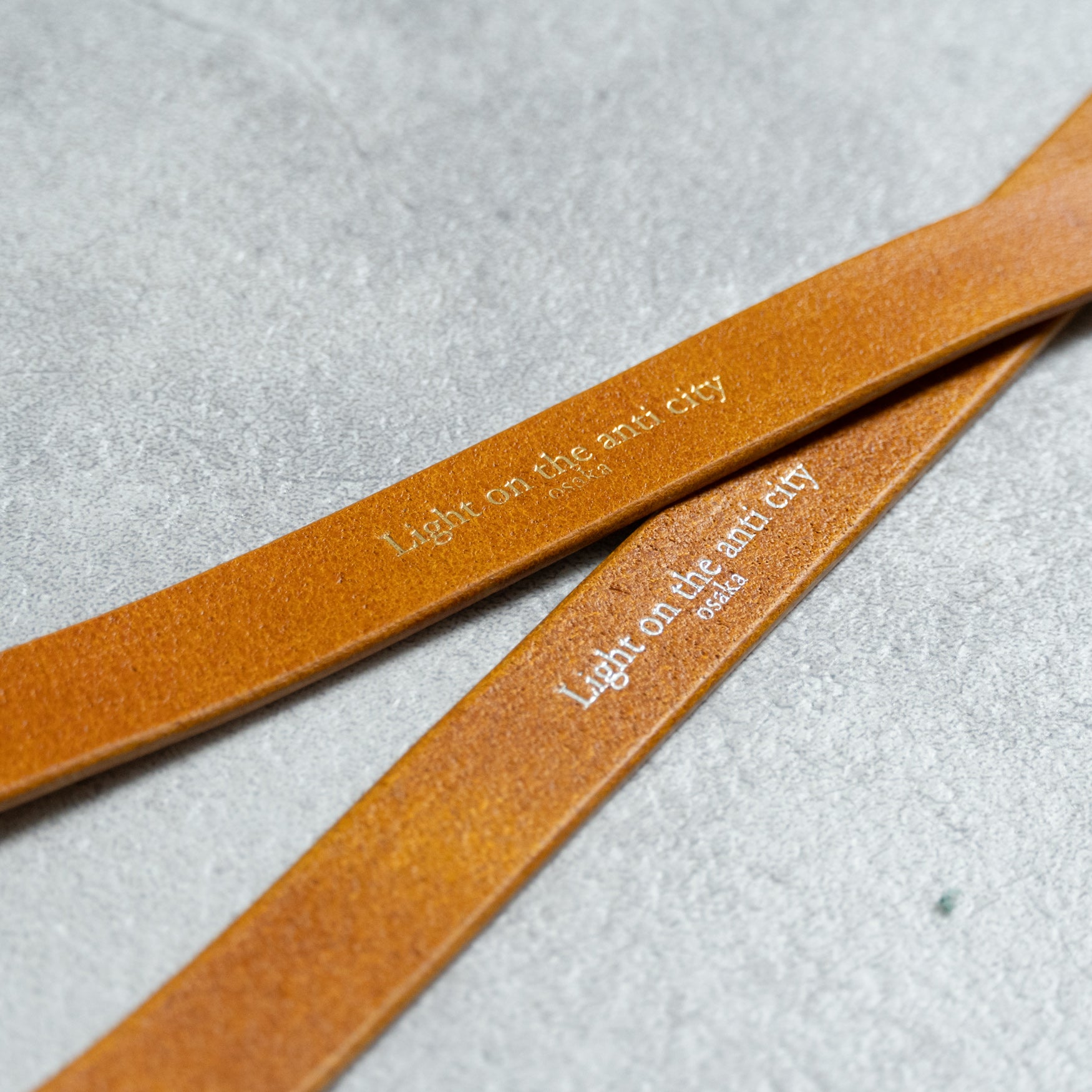 NARROW LEATHER BELT - CAMEL - – TENG STORE OSAKA
