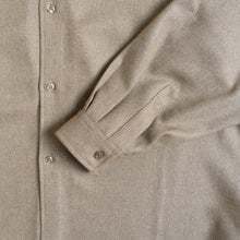 画像をギャラリービューアに読み込む, A/E FLAP POCKET SHIRTS - BROWN -
