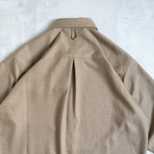 画像をギャラリービューアに読み込む, A/E FLAP POCKET SHIRTS - BROWN -
