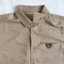 画像をギャラリービューアに読み込む, A/E FLAP POCKET SHIRTS - BROWN -
