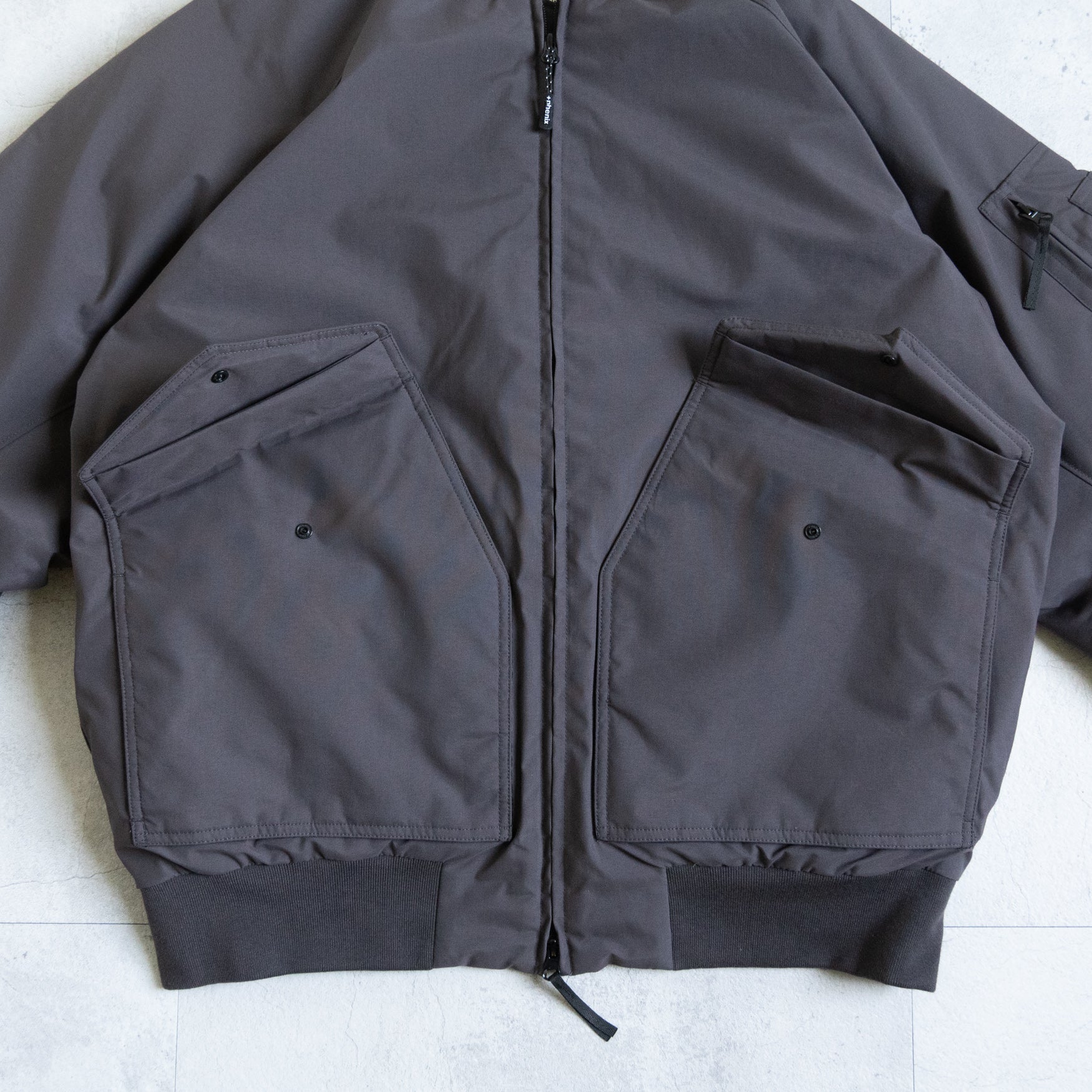 phenix FLIGHT DOWN JACKET -CHARCOAL- – TENG STORE OSAKA