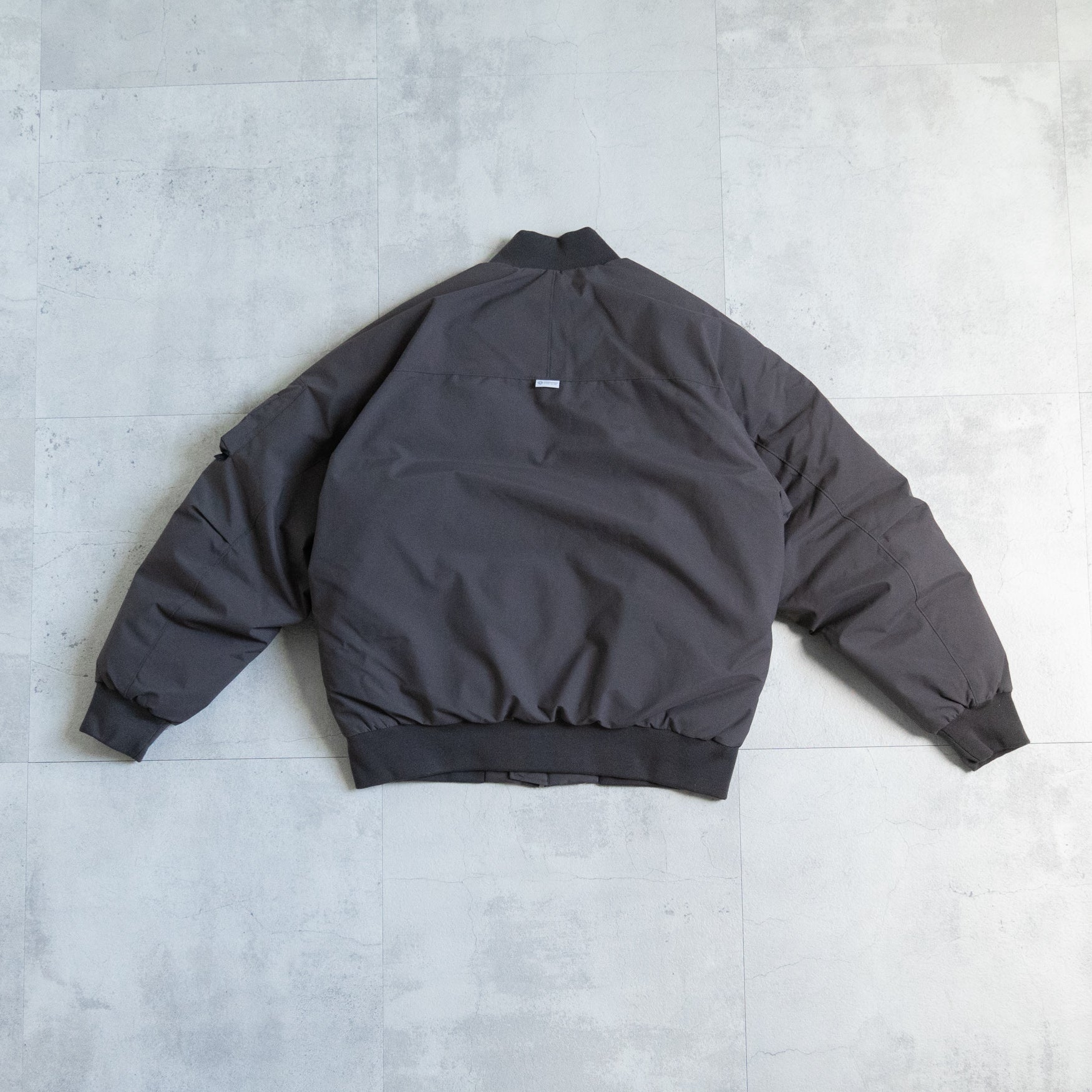 phenix FLIGHT DOWN JACKET -CHARCOAL- – TENG STORE OSAKA