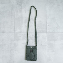 Load image into Gallery viewer, MILITARY CROSSBODY DOWN BAG - OLIVE-
