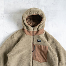 画像をギャラリービューアに読み込む, MOUNTAIN REVERSIBLE DOWN  BOA HOODIE-L.BROWN×BEIGE-
