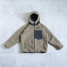 Load image into Gallery viewer, MOUNTAIN REVERSIBLE DOWN  BOA HOODIE- BLACK×BEIGE-
