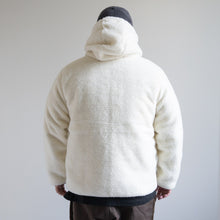 画像をギャラリービューアに読み込む, MOUNTAIN REVERSIBLE DOWN  BOA HOODIE-OLIVE×IVORY-
