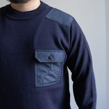 画像をギャラリービューアに読み込む, NON DOWN MILITARY CREW KNIT - D.NAVY -
