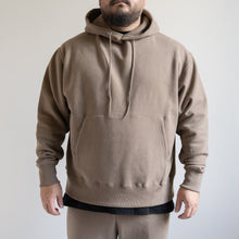 Load image into Gallery viewer, Mac Murray Hoodie -Silky Brown-
