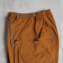 Load image into Gallery viewer, Field Shorts --lt.brown-
