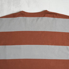 Load image into Gallery viewer, Wide Pitch Border Venice Beach S/S Tee -Bronze-
