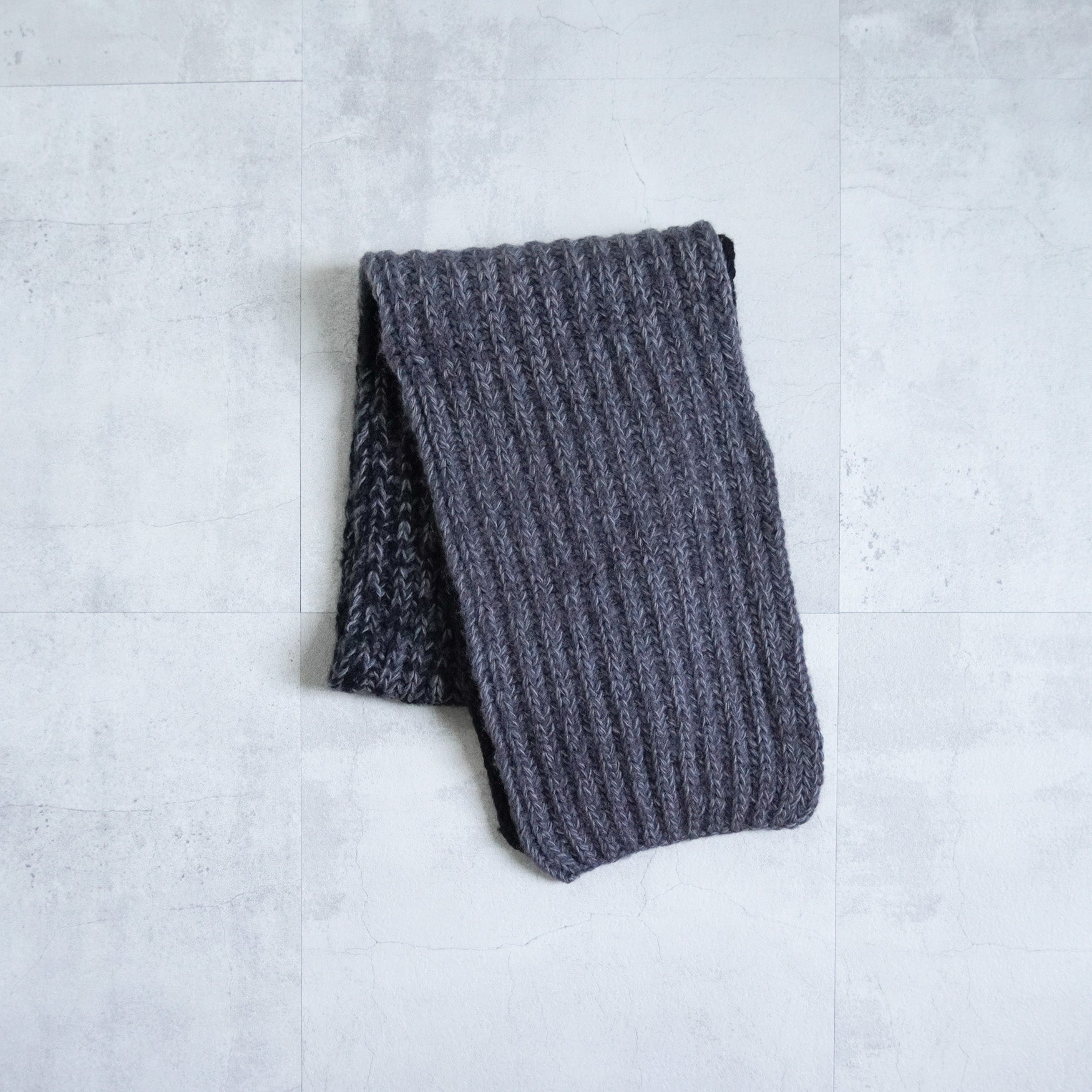 HAND KNIT LONG MUFFLER - BLACK MIX - – TENG STORE OSAKA