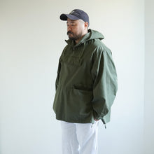 Load image into Gallery viewer, C/N Ripstop Smock - Khaki-
