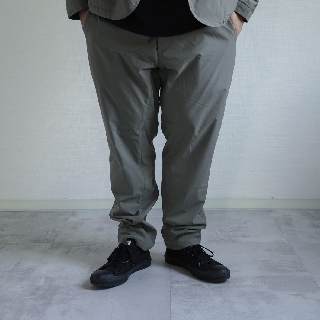 HIKE&BIKE JOGGER PANTS - L.KHAKI-