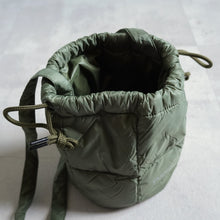 Load image into Gallery viewer, Drawstring Down Bag -Olive-
