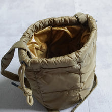 Load image into Gallery viewer, Drawstring Down Bag -Beige-
