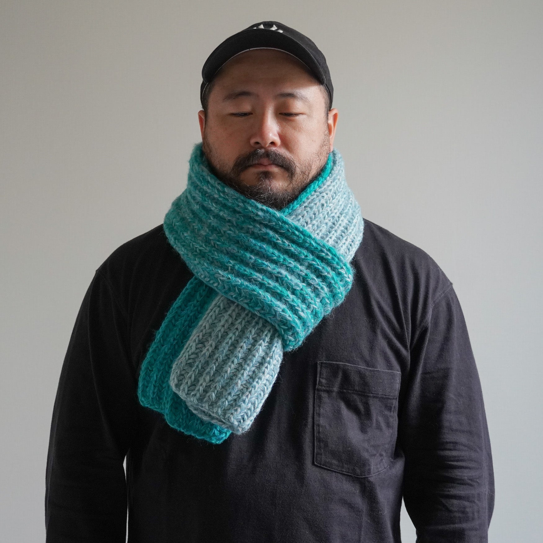 HAND KNIT LONG MUFFLER - TURQUISE MIX - – TENG STORE OSAKA