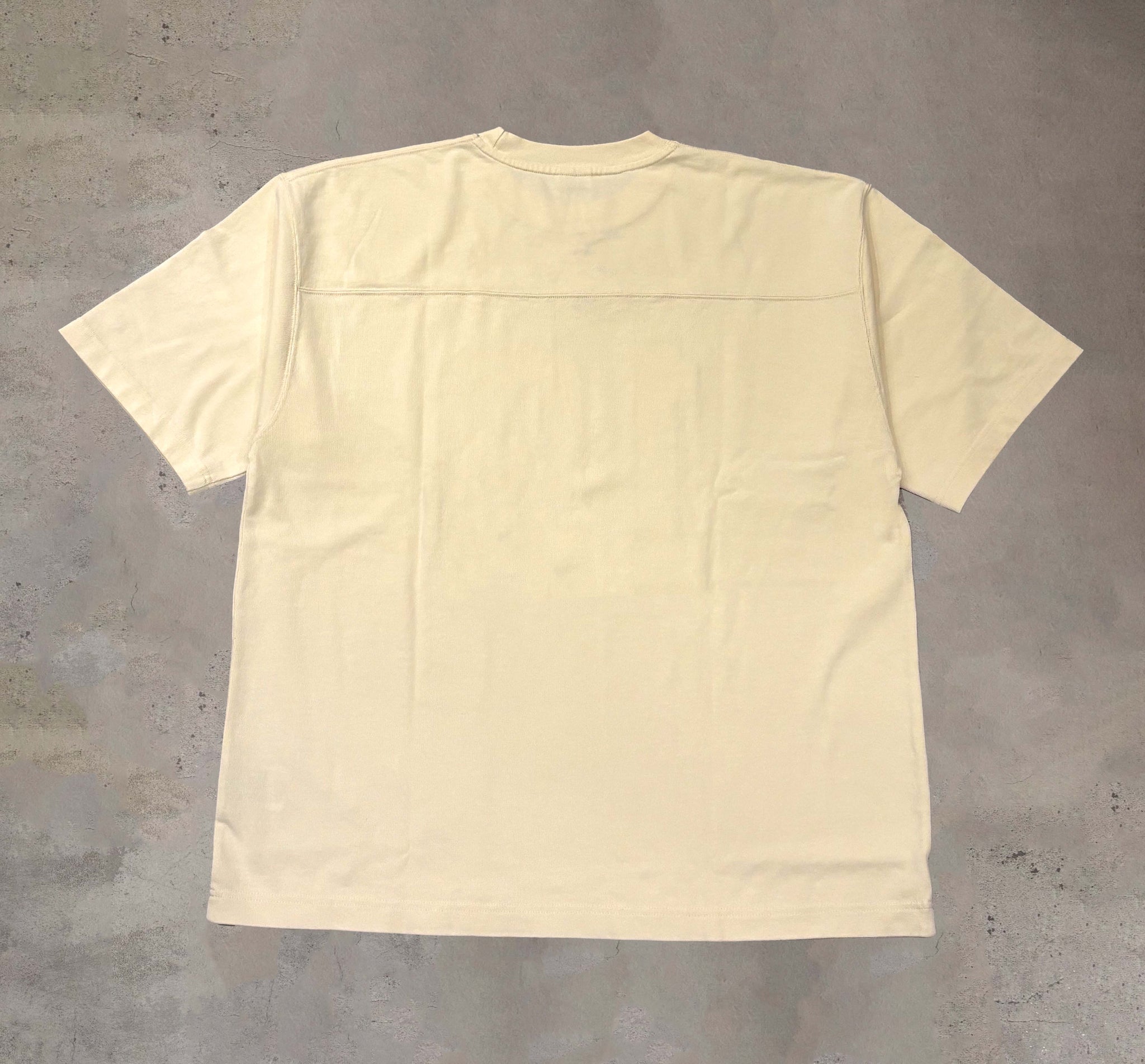 Champion SPENCER FOOTBALL 8 シャツ L サイズ CHAMPION - FOOTBALL T-SHIRT - PALE WHITE – TENG STORE OSAKA