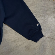 画像をギャラリービューアに読み込む, CHAMPION - CREW NECK SWEATSHIRT - NAVY -
