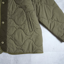 Load image into Gallery viewer, Quilt Blouson - Khaki-

