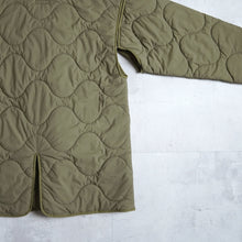 Load image into Gallery viewer, Quilt Blouson - Khaki-
